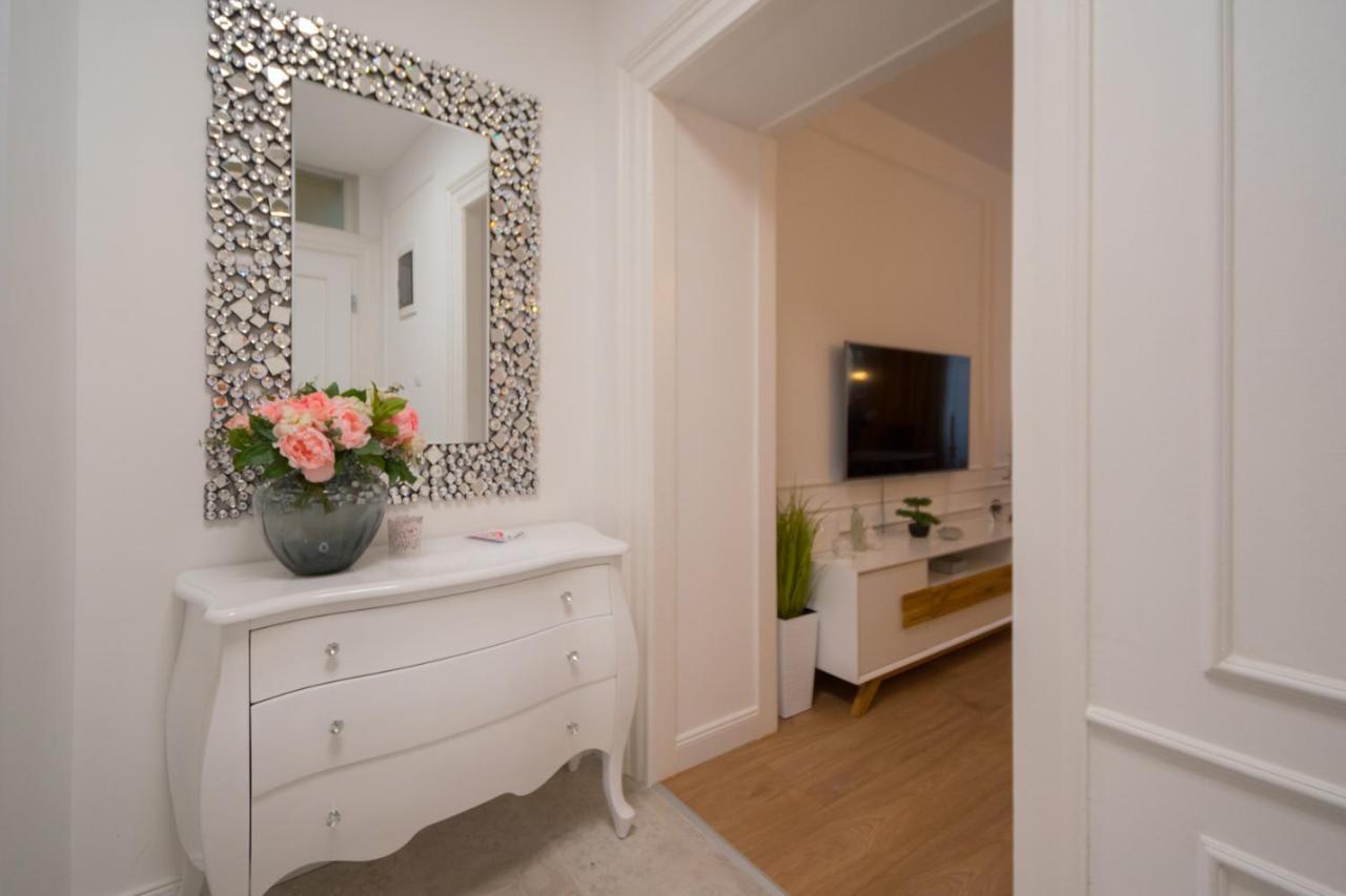 Apartment Trixi Maksimijan PUY 외부 사진