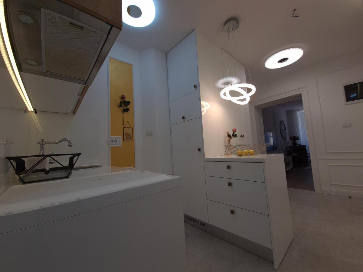 Apartment Trixi Maksimijan PUY 외부 사진